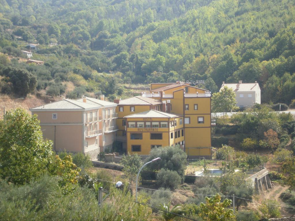 Hostal Restaurante Solaire Castañar de Ibor Buitenkant foto